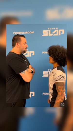 Karine Silva Instagram - 🇧🇷 Já que a luta caiu, fomos participar do @powerslap pra não perder a viagem!! #powerslap 

🇺🇸 Since the fight fell through, we did a #powerslap bout so our trip to Vegas is not wasted! 

#powerslap #danawhitepowerslap #ufcbrasil #ufc #mma #slap