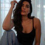 Karishma Tanna Instagram - 🖤🖤