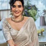 Karishma Tanna Instagram - Forever a Saree girl 💛 Saree @nesting_bulbul Jewellery @sangeetaboochra Styled by @stylebysaachivj