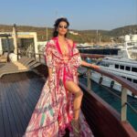 Karishma Tanna Instagram - Dreamy 💝 @limerickofficial 🩷 #bodrum #yacht #fun #love #travel