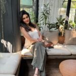 Karishma Tanna Instagram - Feeling cute ☺️ #mood #love #chill #weekend