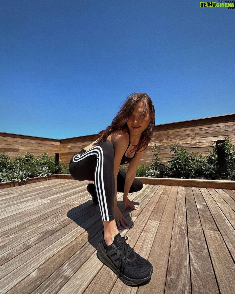Karlie Kloss Instagram - Move For The Planet 🌍 turn activity into action by tracking in the @adidas Running app. 10 minutes = 1€ adidas will donate to making the world a more sustainable place #movefortheplanet #createdwithadidas