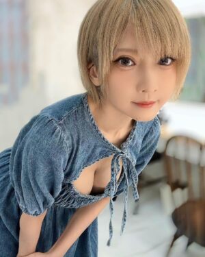 Kashou Rosiel Instagram - 【⚠️お知らせ⚠️】
本日21時にYouTube『ろしちゃんねる』
最新動画をプレミアム公開!!!
▶️https://youtu.be/AH-NVfVF00Q?si=SkRY0nZdOGKFPoz7
㊙️ずっと気になってた所を直しました㊙️
