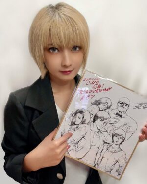 Kashou Rosiel Instagram - 映画『シティーハンター 天使の涙』見に行ってきた…!昔の雰囲気やノリそのままに、見所も沢山あって、他作品のゲストキャラも多くニヤニヤしちゃった…!
令和に映画館でシティーハンターが見れるなんて奇跡!!!そして新宿の映画館で見れてよかた…!
(今日は撮影でたまたま目がグレー…!)
#シティーハンター