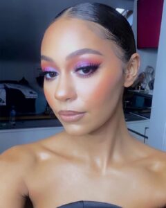 Kassius Nelson Instagram - Talk to me nice. 💕 @makeupbymore_ beat my face!!!👏🏾💕