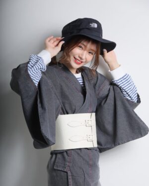 Kasumi Hasegawa Instagram - デニム着物👘

カメラマン: 木村直貴さん

#デニム着物 #デニム着物コーデ #着物 #着物コーディネート #kimono #japanesekimono #japanesegirl
