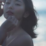 Kasumi Hasegawa Instagram - あと1ヶ月ちょっとで2023年がスタートしますね。 やり残した事はないか、 来年いいスタートがきれるように今何をしようか、、、 この時期はいろいろ考えますね。 ちなみに今年は心境の変化も出てきました。 来年も強く生きたいと思います！ #portraitphotography #portrait #東京カメラ部 #얼스타그램 #안경스타그램 #안경 #人像攝影 #攝影 #作品撮り #ポートレート撮影 #フォトブック