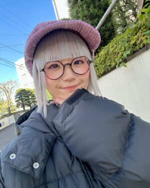 Kasumi Hasegawa Instagram - ベンチコートの季節がやって来ました⛄️
もうすぐ1年かぁ〜早いなぁ〜😌