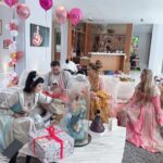 Kate Beckinsale Instagram - Part two of Princess @nina_kate of Camden’s birthday . 💕(There are quite a few parts.)Also you’re welcome for @craigminton_ in pantaloons possibly the furthest from south London he has sartorially been in some time