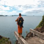 Kateřina Mlejnková Instagram – Koh Kham byl absolutně dokonalý. Sice je to jen zastávka na koupání, ale ráj, kde najdete i urbex. 🤭👌🏼 byly jsme tam dvakrát a podruhé jsem si cestu tam i zpátky dali na kajaku. 🛶🏝️ #kokivthajsku 
.
.
.
.
.
.
.
.
.
#kohkham #thailand #travelphotography #travelblogger #traveling #happy #sea #koh #kajak