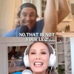 Kate Hudson Instagram - Natural ability or fake leg? 🦵😂 #katehudson #oliverhudson #siblingrevelry #cherylburke #podcast
