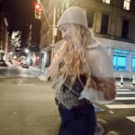 Kate Hudson Instagram – ✨Midnight stroll ✨ New York, New York