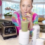 Kate Hudson Instagram – Celebrating National Smoothie Month with big straw energy🍹Blending with @tobeinbloom through the years…