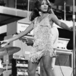 Kate Hudson Instagram - “This is what I want in heaven…words to become notes and conversations to be symphonies” - Tina Turner ❤️ My number 1, my idol, my absolute favorite. I can’t believe your gone. Rest in love and dance away up there. I know we’ll hear those symphonies 🕊️