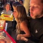 Kate Hudson Instagram – What a party! I got to celebrate with my two gorgeous April friends 💎 @jenmeyerjewelry @derekblasberg Made out with the most insanely good pizza! Thank you @pizzana 😋 Drink as many 🍸 as I wanted cause it was my birthday! Thank you @kingstvodka and @drink818 And I woke up feeling so blessed to have such a great group of friends and family that know how to throw down! Cause we all need those friends and we all need those moments. Such fun! 💃😜🎉