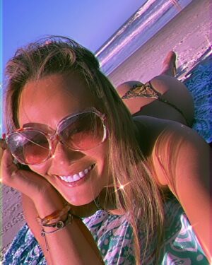 Kate Maxx Instagram - I’ve been doing this new thing where I just do life and not focus on taking pics I can post on socials. Tbh I barely am taking pics of myself lately just sunsets and the ocean. It’s. New fetish im trying called normaling. It’s fun