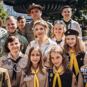 Katheryn Winnick Instagram - So amazing to reunite with my Ukrainian childhood scout group, PLAST. Thank you for such a warm welcome! 💕