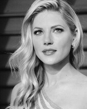 Katheryn Winnick Instagram - #challengeaccepted. To all my women warriors out there, I challenge you to post a black & white photo for yourself, write “challenge accepted”, mention me, and pass on the message for women to empower one another. 

We should take care of each other.  We are beautiful the way we are.  Let’s flood our feeds with images of women! #womensupportingwomen #turkishwomen ✨