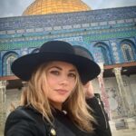 Katheryn Winnick Instagram - Blown away by the magnetic spirituality of this beautiful country. Thank you for your hospitality and mutual love for All of humanity. 🤍 Dome of the Rock