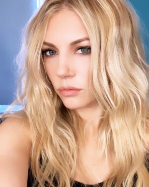 Katheryn Winnick Instagram - Dear Santa..
