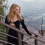 Katheryn Winnick Instagram - The best time for new beginnings is now… 2023 here we go! 💫