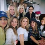 Katheryn Winnick Instagram - Thankful for my tribe… 💃🙌🏼