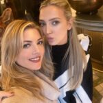 Katheryn Winnick Instagram - Vikings shieldmaiden reunion! 🤍⚔️ London,UK