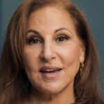 Kathy Najimy Instagram - If you’ve had, need, or are struggling to plan an abortion, you’re not alone. No matter where you live, contact this hotline to help you plan seven days a week. Call 1-800-772-9100. #ItsYourCall. @nationalabortionfederation
