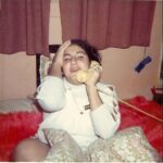 Kathy Najimy Instagram - The real question is - do I break out the faux fur bright orange bedspread for Fall now or later? #TBT⁠ #firstof7waterbeds