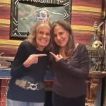 Kathy Najimy Instagram - Continues to be one of the greatest dinner dates of all time. @gloriasteinem I 💜 you