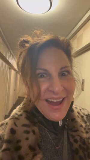 Kathy Najimy Instagram - Another free hallway opera lesson!