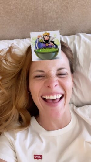 Katie Leclerc Instagram - Slay Queen 

#disney #disneyfilter #thelittlemermaid #evilqueen #poisonapple #cinderella #katieleclerc #switchedatbirth #funny #filter #fyp