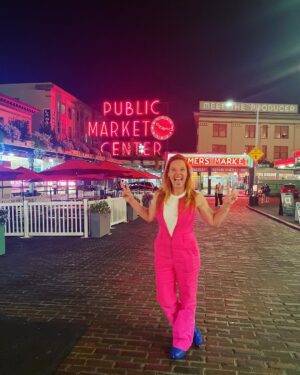 Katie Leclerc Instagram - At Pike Place we wear pink