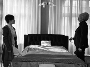 Katja Riemann Instagram - TOMORROW
4. März @ardmediathek
 
#unserewunderbarenjahre #unserewunderbarenjahre2 
@uwj_film @ufa_production @wdr 

@elisa_jo_lu @annamariamuehe @vanessa_loibl @missmirathiel