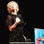 Katja Riemann Instagram - Danke, liebe @lit.cologne, dass wir bei euch in dem wunderschönen und akkustisch grandiosen WDR-Sendesaal unseren Abend „KARNEVAL DES GLÜCKS“ spielen durften. Danke liebes Publikum, für euren Humor, das genaue Zuhören, die Stille und Konzentration (und passende Huster) und eure anschliesende Gunst. I love you @marianna_shi und @hoelscherfranziska , was für exeptionelle Musikerinnen ihr seid! 🙏🏽 I miss you #rogerwillemsen #camillesaintsaëns #strawinsky @fazilsayofficial #prokofiev #mozart #alfredschnittke #elgar @s.fischer