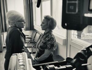 Katja Riemann Instagram - TOMORROW
4. März @ardmediathek
 
#unserewunderbarenjahre #unserewunderbarenjahre2 
@uwj_film @ufa_production @wdr 

@elisa_jo_lu @annamariamuehe @vanessa_loibl @missmirathiel