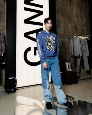 Kavinpat Thanahiransilp Instagram - explore the 1st @ganni store in bkk with the new spring summer 2024 collection 

central embassy, g floor

thank you @jjccc80 for your invitation 🩵
#gannibangkok 
#ganni