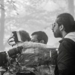 Keivan Mohseni Instagram - عکس‌های پشت صحنه فیلم‌کوتاه «میا» (Haze Over) به کارگردانی علی قاسمی عکاس اردلان آزرمی @ardalan.azarmi ممنون از همکارانم در گروه فیلمبرداری؛ ستار گودرزی، حسین شباهنگ، آریا یزدی و یوسف جوان با تشکر فراوان از رضا مرشدی