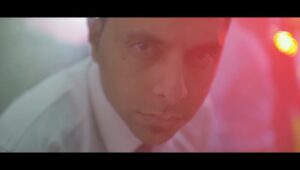 Keivan Mohseni Instagram - فیلم کوتاه «باگ» را در ودیو و هاشور ببینید.

اولین اکران اینترنتی تولیدات انجمن  چهار ایده، چهار فیلم

اولین مجموعه فیلم‌های کوتاه انجمن سینمای جوانان ایران، پنجشنبه ۹ مردادماه از طریق سرویس‌های نمایش فیلم «ودیو» و «هاشور» به نمایش در می‌آید. 

@iycs.ir 
@vodio.ir 
@hashuremostanad 
@bogshortfilm 

#فیلم #فیلم_کوتاه #باگ #گراش #کیوان_محسنی