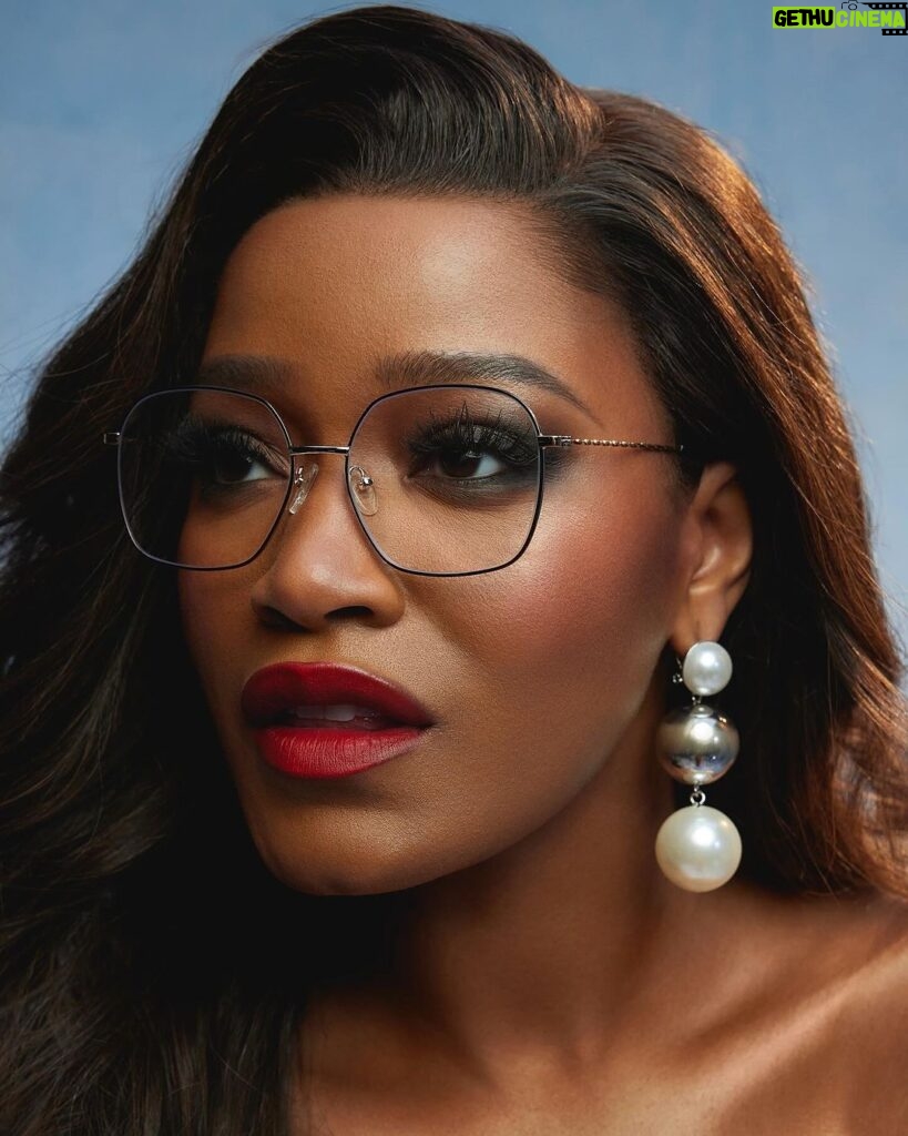 Keke Palmer Instagram - Another day, another sleigh ❄️ Get on the nice list this year with my latest @ZenniOptical drop 🎁