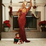 Keke Palmer Instagram - Santa is here and she brought her favorite little helper 🥹 .. Merry Christmas Eve 🎄