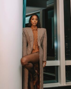 Kelly Rowland Instagram - Grateful! 
Thank You to everyone who came out, showed out(cause everyone looked so fly) flew out, to support, it lit up my heart, in such a way! I wish everyone could experience watching it, the way we watched it lastnight! NYC energy was INSANE!! 
THANK YOU! THANK YOU!! THANK YOU!!!!♥️♥️
“Mea Culpa” out February 23rd!!