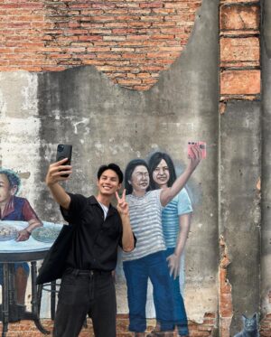 Ken Lertsittichai Instagram - SONGKHLA OLD TOWN 🏝️