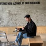 Ken Lertsittichai Instagram - Neither caffeine nor alcohol is for children. ☕️ #beijing