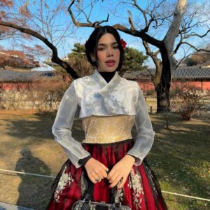 Kenia Os Instagram - Korea 🇰🇷🥢