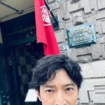 Kenjiro Tsuda Instagram - 写真集の撮影で行った京都。 自撮りをアップするのを忘れてました（笑）。 #津田健次郎 #ツダケン