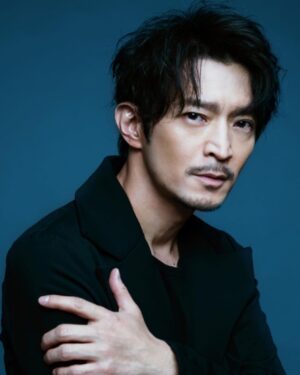 Kenjiro Tsuda Instagram - 声優アワード 主演男優賞を頂きまして有難う御座います。
今迄作品をご一緒させて頂きましたスタッフの皆様、共演させて頂きました皆様と共に頂いた賞だと思っております。
応援して下さった皆様、支えてくれた皆様、有難う御座います。
これからもどうぞ宜しくお願い致します。

#津田健次郎

#声優アワード
#kenjirotsuda