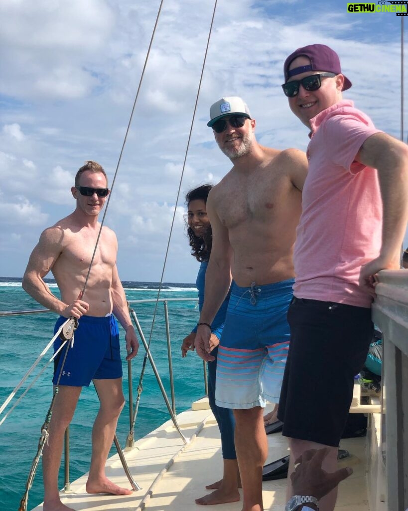 Kenneth Mitchell Instagram - Sailing with my best friends & my StarTrek family in the Grand Cayman Islands is something I will never forget. 🖤 @startrekthecruise #StarTrek #StarTrekDiscovery