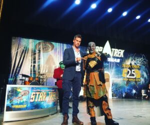 Kenneth Mitchell Instagram - The Mirror Universe {scroll} The best of times at #STLV this weekend. Thank you @creationent  @startrek & @startrekcbs for hosting a magical event, highlighted by Picard’s return, the infectious fans and the gracious Star Trek family. LOVE THESE PEEPS. Oh... the first KOL COSPLAY.... SAY WHAT!?!? 💙 #StarTrek #StarTrekDiscovery & beyond. (Mirror Mirror photo credit by Odo, entitled ‘Deep Space Disco’)