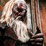 Kenneth Mitchell Instagram - “Now pass me your pretty little finger...” KOL-Sha. House of KOR. Father of General KOL. Gnarly ol’ fella with some deep traditional Klingon roots and a WICKED paralyzing weapon. Thank you #StarTrekDiscovery for the honor. In fine Trek tradition, its always a pleasure to return to screen in a new form. tlhIngan maH taHjaj! #StarTrek #Klingon @startrekcbs Qo'noS